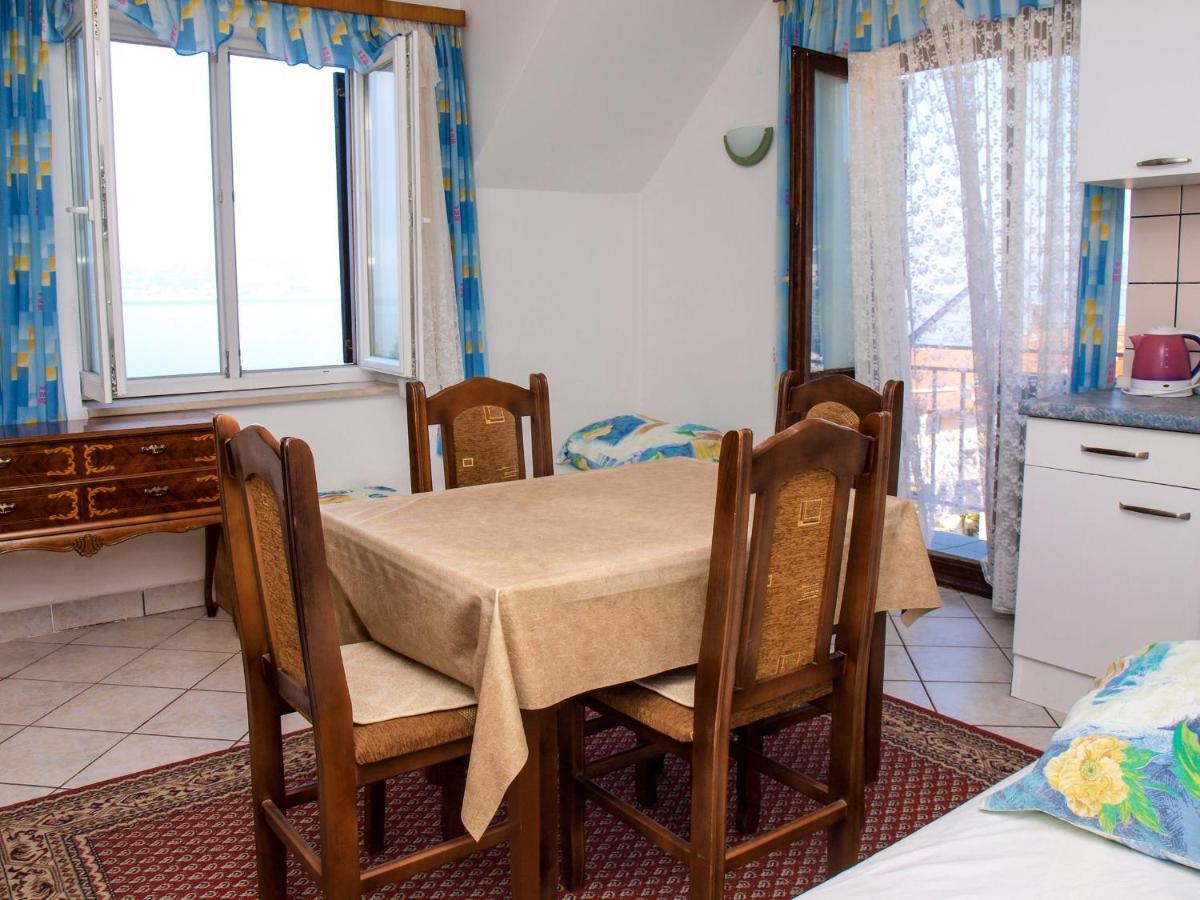 Apartments Vukovic Postira Cameră foto